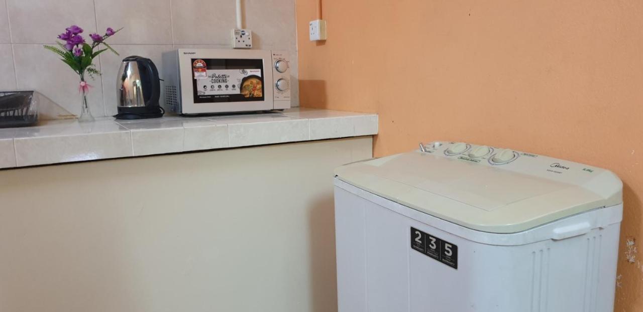 Cenang Indah Guest House パンタイ・サナング エクステリア 写真